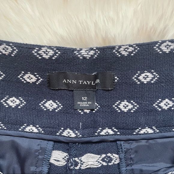 Ann Taylor shorts - Picture 3 of 6